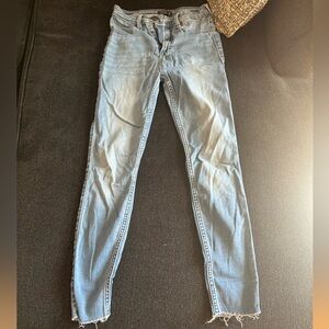 Abercrombie & Fitch High Rise Jean Legging